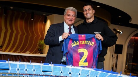  Santander vs Barca: Chờ viện binh trình làng